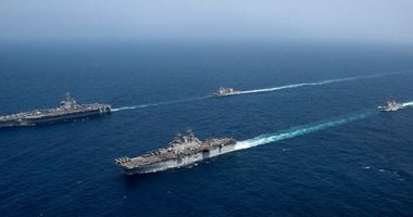 إصابة شخصين جراء اصطدام مدمرة أمريكية بسفينة دعم قتالى فى الكاريبى