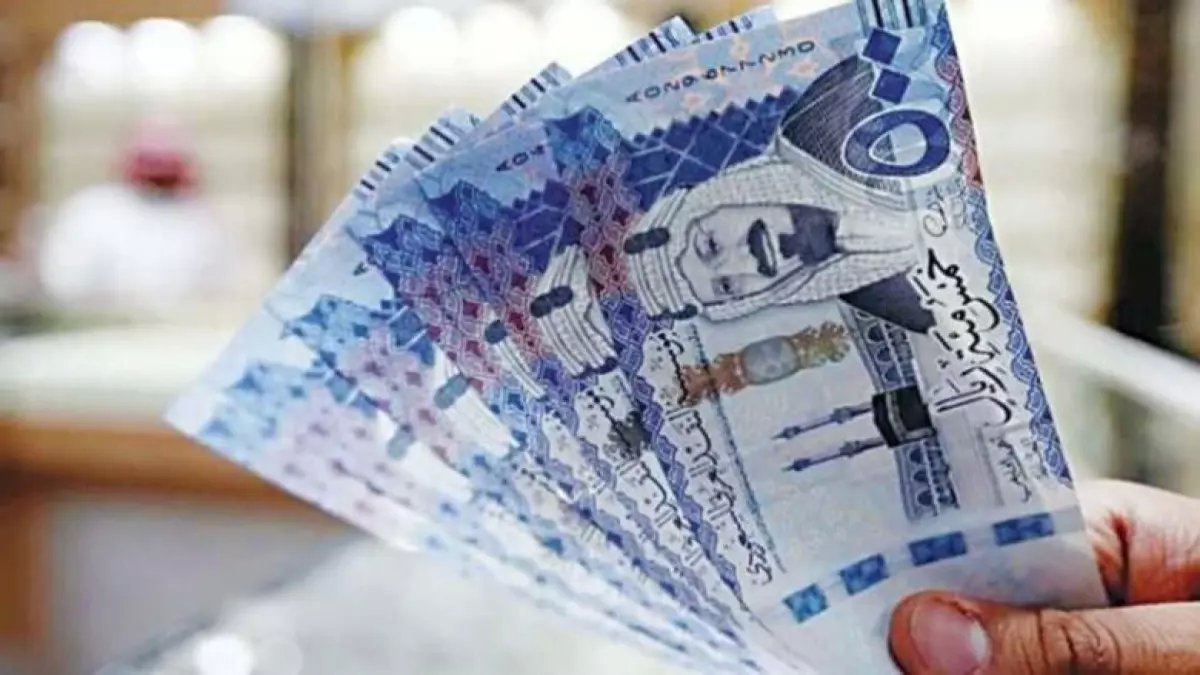 عاجل: أكبر فجوة سعرية للريال السعودي تظهر في مصر اليوم… البنوك تتلاعب بالأسعار أم استقرار مريب؟