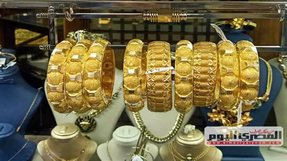 عاجل: انهيار جديد لأسعار الذهب في عمان… عيار 21 يخسر قيمته والمواطنون في حيرة!