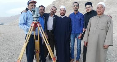 الفريق المشترك اعلى نقطة الرصد الجبيلة لاستطلاع ورية الهلال بين الافتاء ومعهد الفلك وشهود محليين - إسماعيل رفعت