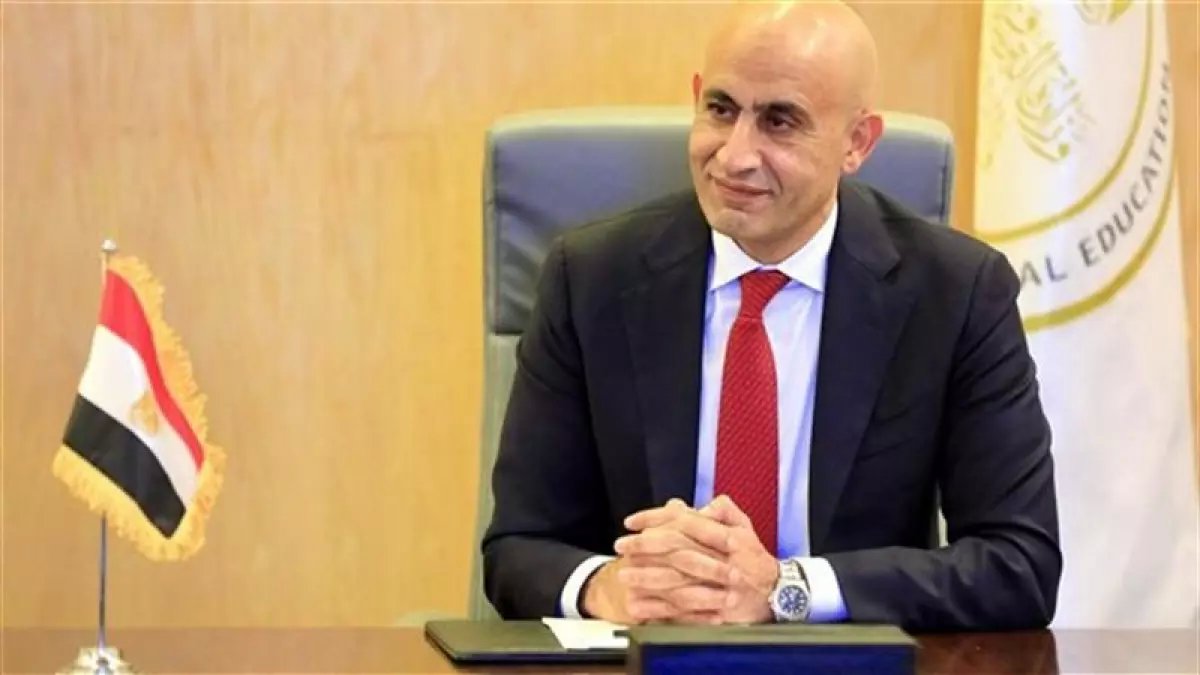 عاجل: وزارة التعليم تكشف رابط تحميل نماذج الثانوية العامة 2026 - طلاب يتسابقون للحصول عليها!