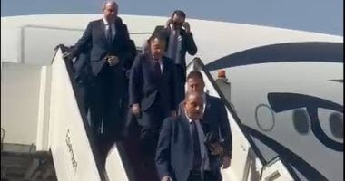 رئيس الوزراء يتفقد طائرة Airbus A350-900 بعد انضمامها لأسطول مصر للطيران