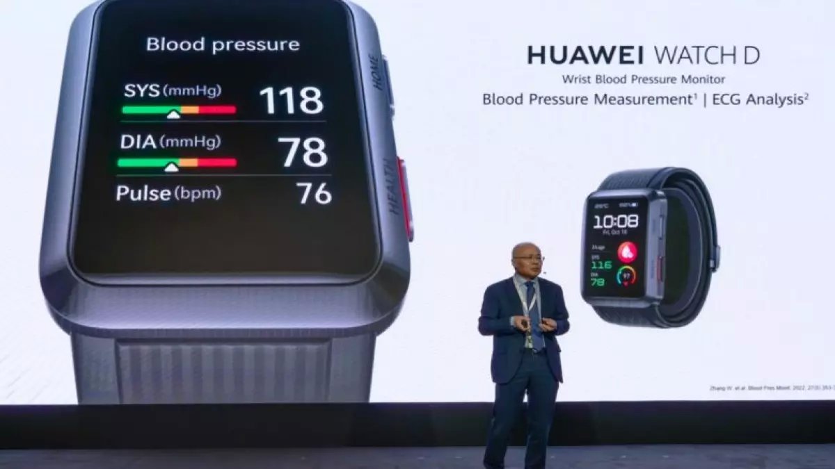 صادم: أب يرسل ابنه لجلب خادمتين... النتيجة 6 أشهر سجن و100 ألف ريال غرامة!