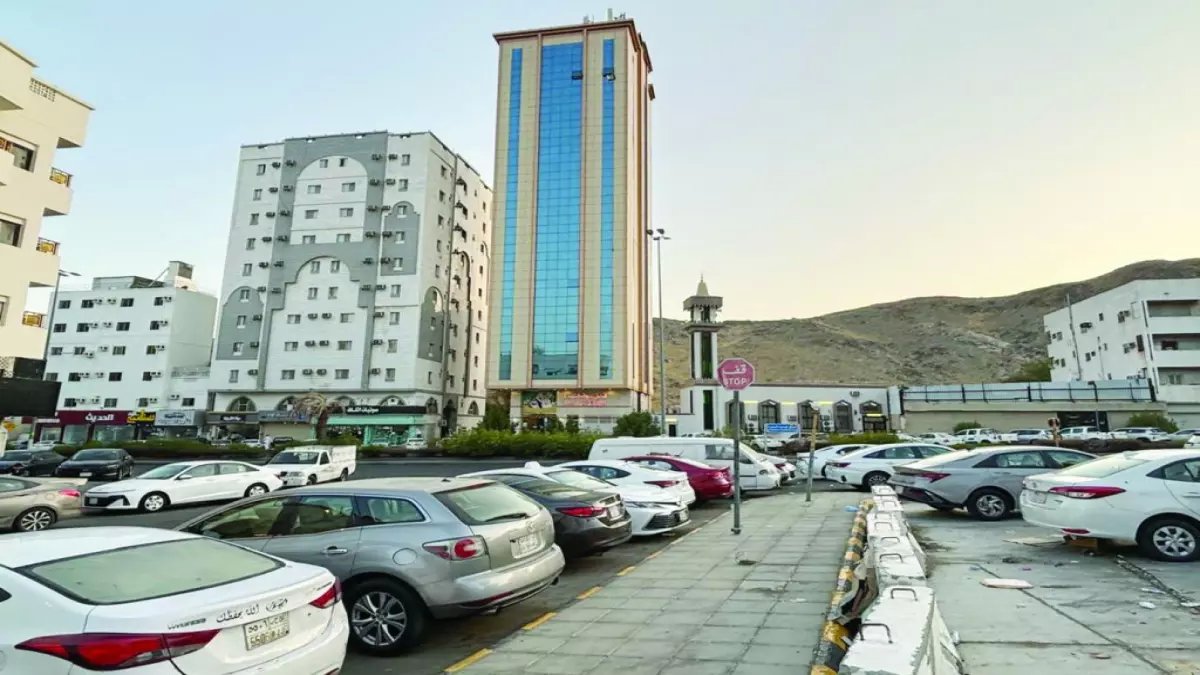 عاجل: مواقف الرياض المجانية تنطلق في 3 أحياء جديدة... تصاريح مجانية للسكان وأقاربهم!