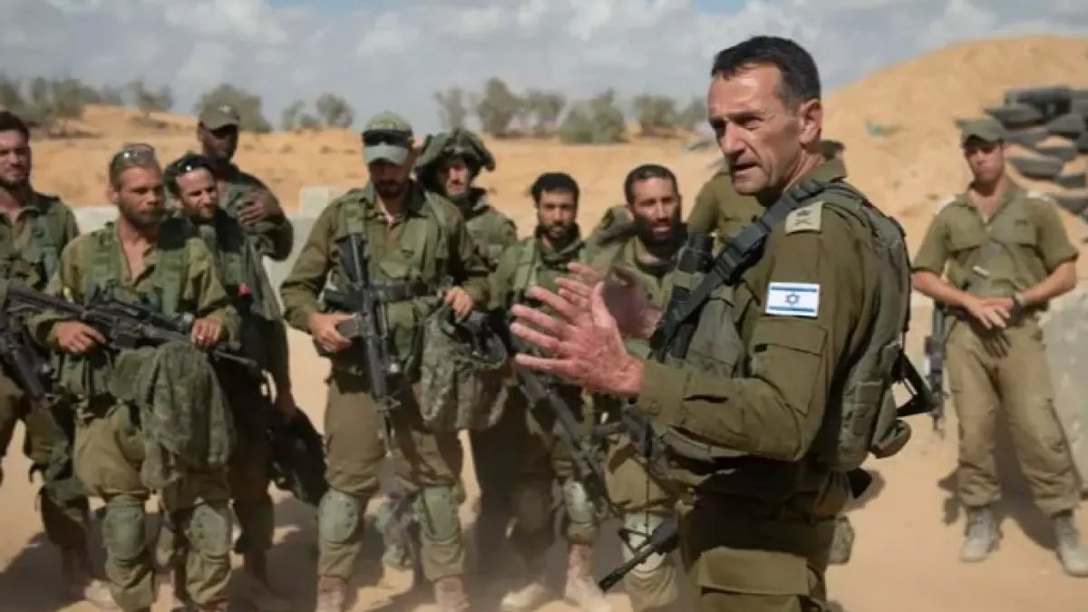 عاجل: العليمي يطالب الاتحاد الأوروبي بـ"إنهاء التهديد الحوثي"... هل تستعد لقرار جذري في اليمن؟