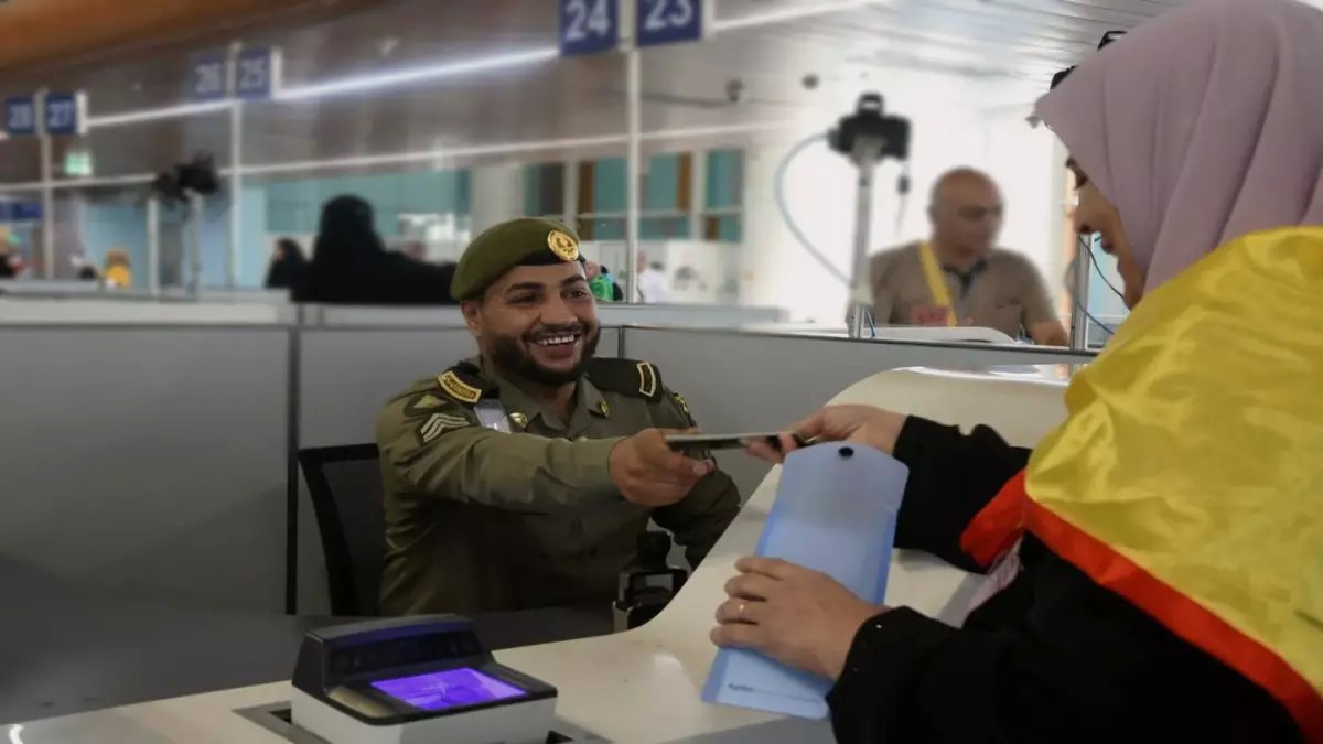 عاجل: هذه المخالفة تكلفك 50 ألف ريال أو السجن.. السعودية تعلن عقوبة صادمة جديدة وترد على سؤال المواطنين والمقيمين (التفاصيل)