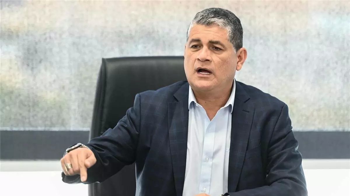 عاجل: أوسكار رويز يكشف أسرار التحكيم الحديث لحكام الصعيد... تدريبات صادمة لأول مرة في التاريخ!