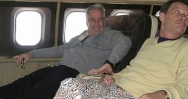 فرنسا تشكل فريق قضاة لفحص صلة مواطنين فرنسيين بملفات جيفري إبستين