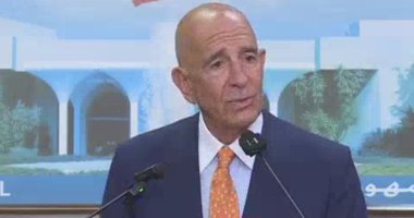 CBS News: رسائل إبستين تظهر صلات قوية مع مبعوث ترامب الخاص توم باراك