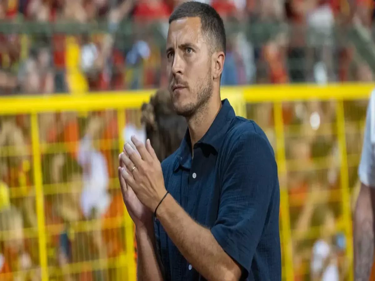  'أنا مجرد لاعب جيد' - شاهد حياته البسيطة بعد الاعتزال!