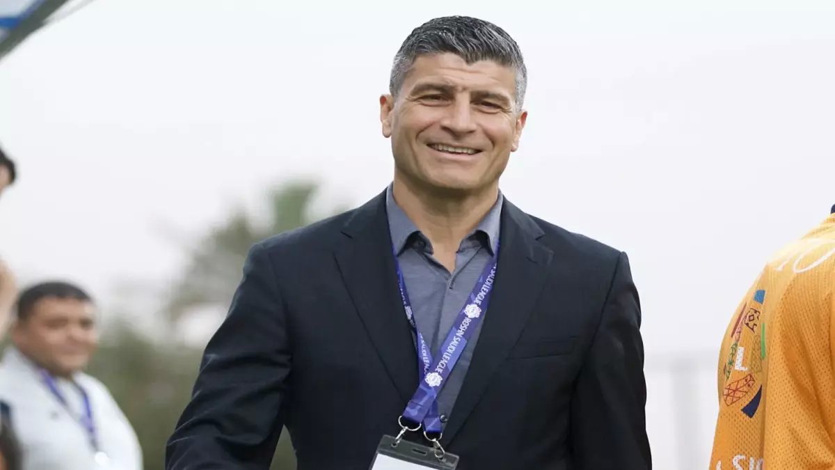 مدرب نادي الفيحاء يخرج عن صمته.. من المستحيل أن أطلب هذا الطلب من لاعبيني!