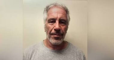 مدارس أمريكية تلغى تصوير الفصول الدراسية بسبب قضية جيفرى إبستين