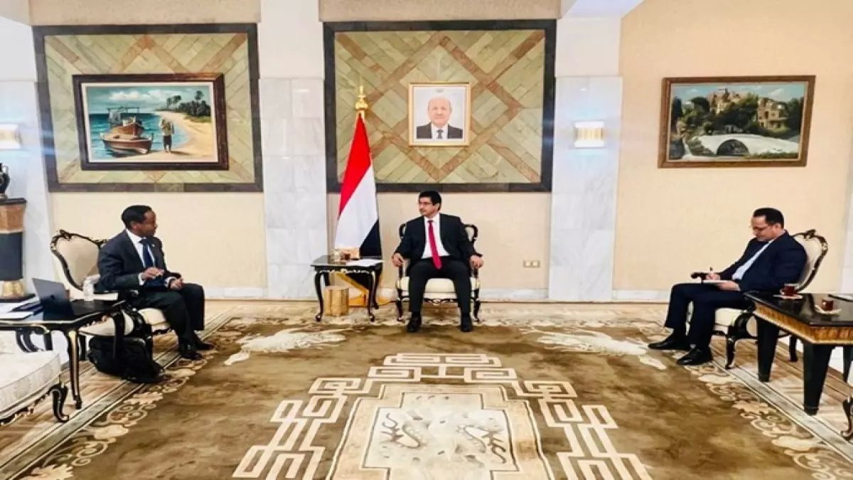 عاجل: محامية يمنية تفضح المؤامرة الخفية - استغلال "مكافحة الإرهاب" لتدمير الدولة وقتل الأبرياء!