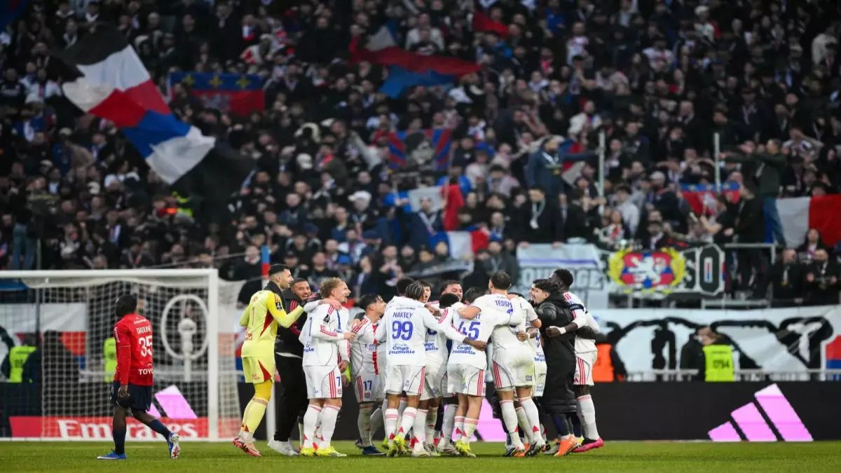 صادم: ليون يحطم الأرقام القياسية بـ7 انتصارات متتالية - هل يخطف لقب الدوري من المتصدر؟