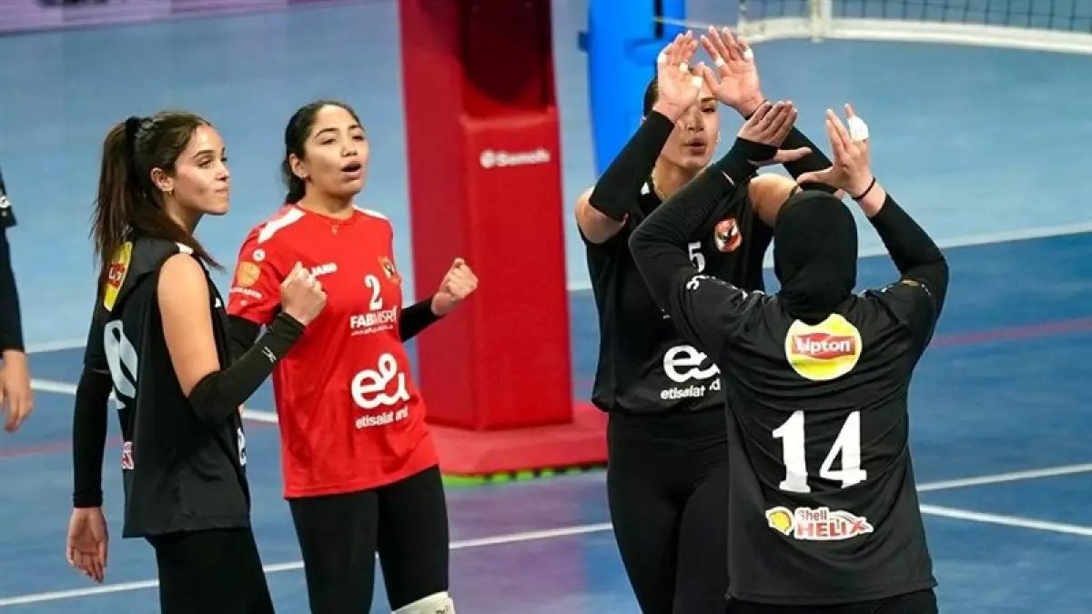 عاجل: الأهلي والزمالك في معركة نارية الليلة... من سيخطف كأس السوبر أمام 50 مليون مشاهد؟