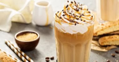 القهوة المثلجة للأثرياء.. كوب بـ 13 دولار يشعل ثورة غضب فى شوارع أستراليا