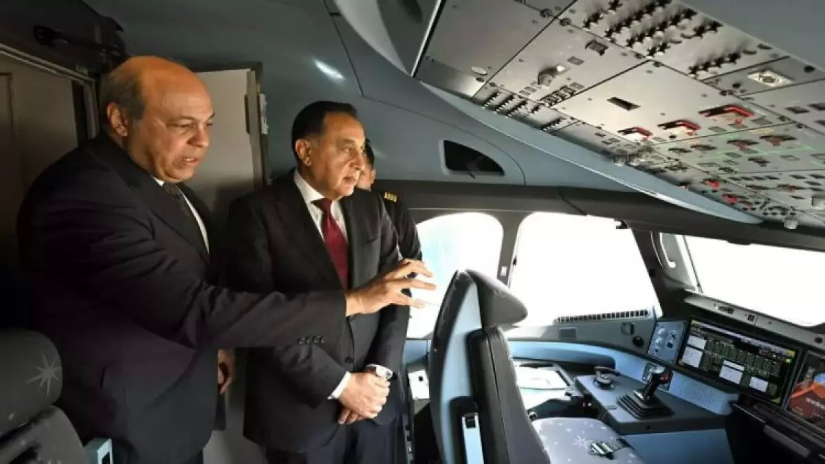 لم يكن مجرد حلم شخصي لرئيس الوزراء.. هذا هو السلاح السري الذي أدرك هويته مؤخراً: 16 طائرة A350 تحجز 30 مليون سائح لمصر (معادلة مصطفى مدبولي المحسوبة)