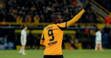 دورتموند ضد أتالانتا.. أسود الفيستيفال يتقدم بثنائية فى الشوط الأول "فيديو"