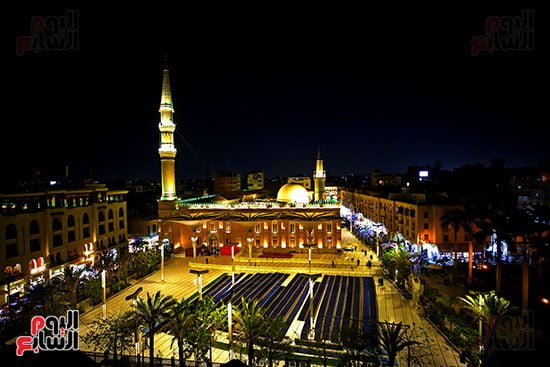 ساحة مسجد الحسين ساحة مسجد الحسين