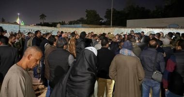 تشييع جثمان الزميل محمود نصر بمسقط رأسه فى قنا.. فيديو وصور