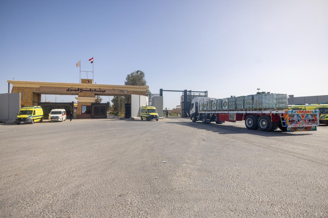 دخول 780 طن من المواد الغذائية إلى غزة