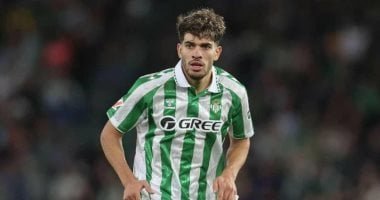 الزلزولي مرشح لجائزة لاعب الشهر وأربيلوا كأفضل مدرب فى الدورى الإسبانى