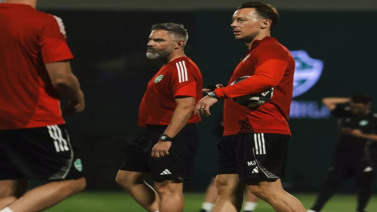 شاهدوا: الأهلي يسحق النجمة 1-0 في قمة ملتهبة… الجماهير في حالة هستيريا!