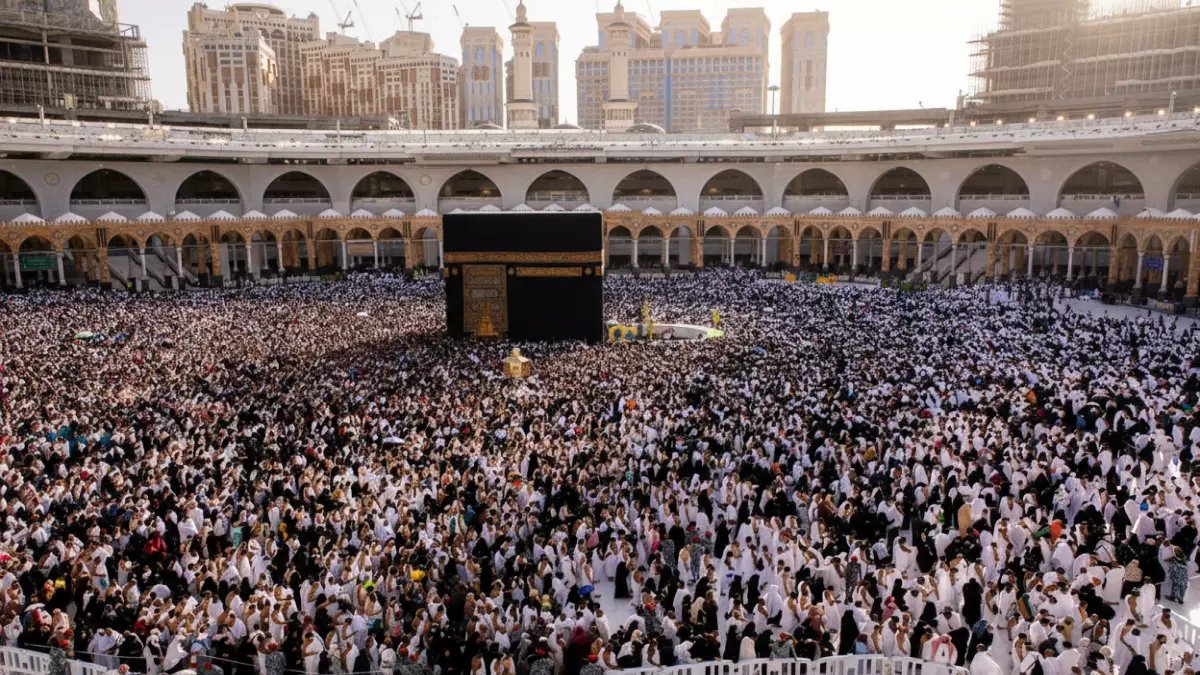 عاجل: تطبيق نسك يكشف عن طريقة حجز عمرة رمضان 2026 خلال دقائق… إليك الخطوات السرية!