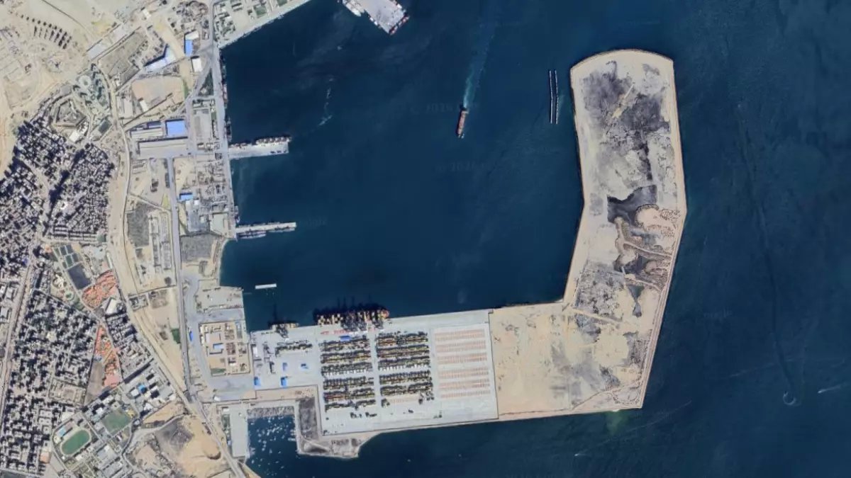 حصري: "تحيا مصر 2" تنهض بعملاق بحري يهدد عروش موانئ المتوسط... 1.5 مليون حاوية تعيد رسم خريطة التجارة العالمية!