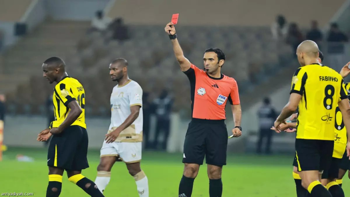 عاجل: الاتحاد يُفجر قنبلة ويتهم رابطة الدوري بـ"المستور" في صفقة بنزيما... مخاطبات سرية تكشف الحقيقة!