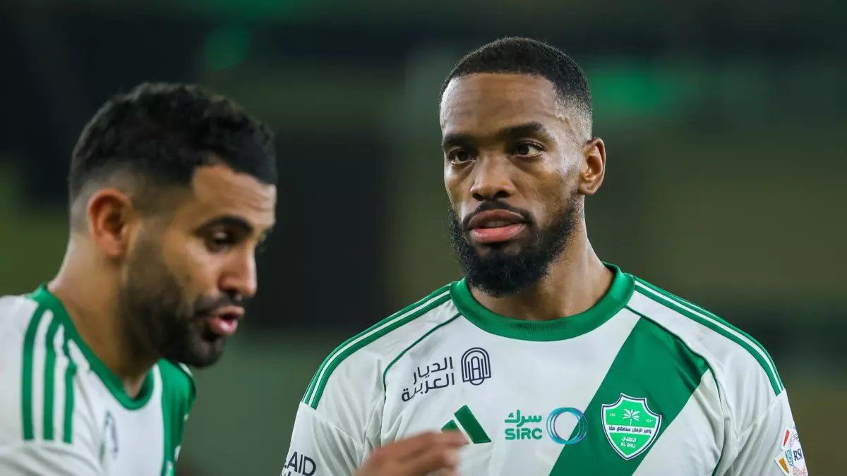 عاجل: رياض محرز يحطم رقمًا تاريخيًا في 21 دقيقة فقط… هل يصبح أسطورة الأهلي الأكبر؟