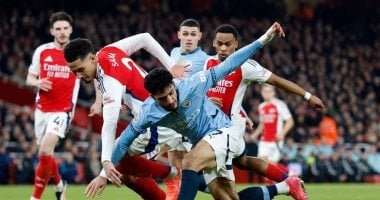 11 جولة تحسم لقب الدوري الإنجليزي بين أرسنال ومانشستر سيتي