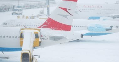 إغلاق مطار فيينا مؤقتا بسبب تساقط كثيف للثلوج