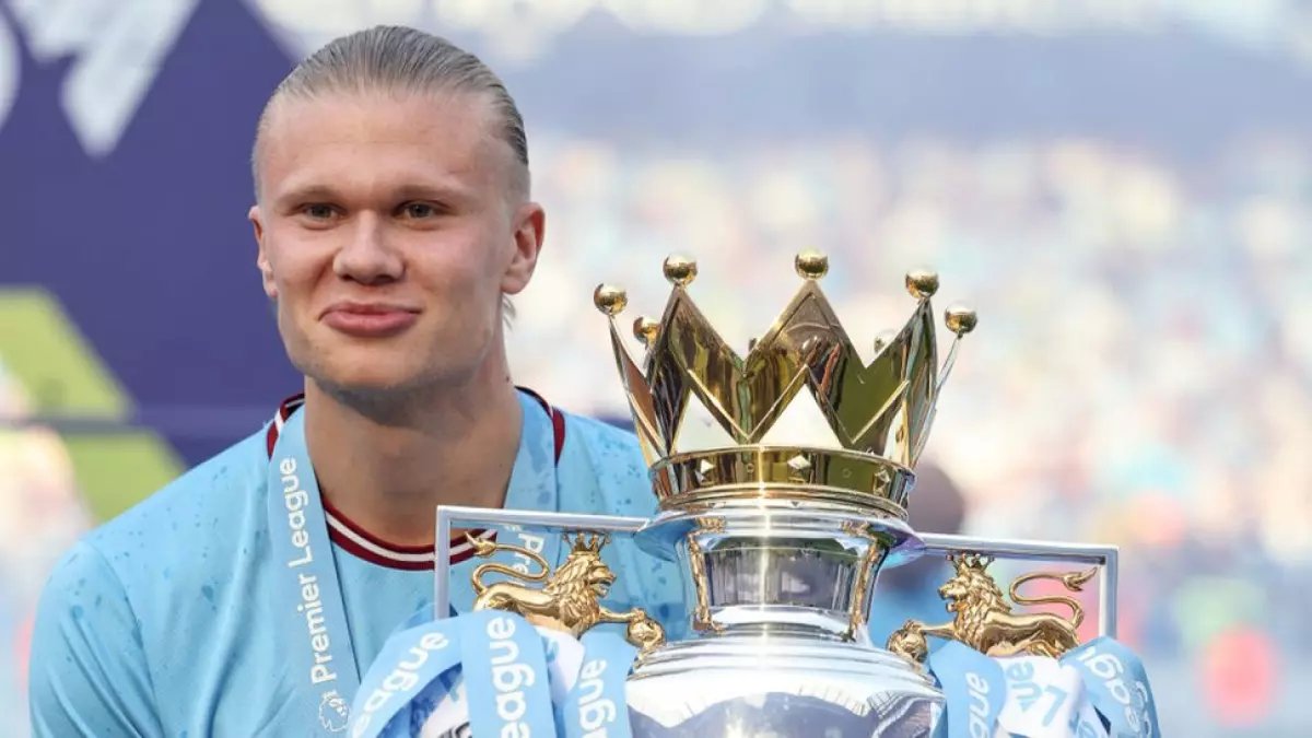 عاجل: ديمبيلي أفضل لاعب في العالم يعرض نفسه على تشيلسي بطلب صادم... 60 مليون يورو سنوياً!