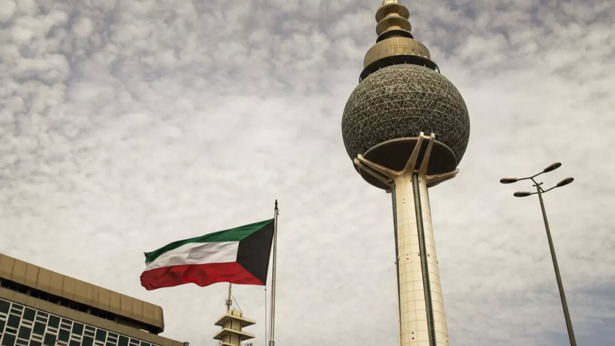 عاجل: قرار حكومي صادم يغير مصير آلاف المقيمين في الكويت… هل ستفقد وظيفتك؟