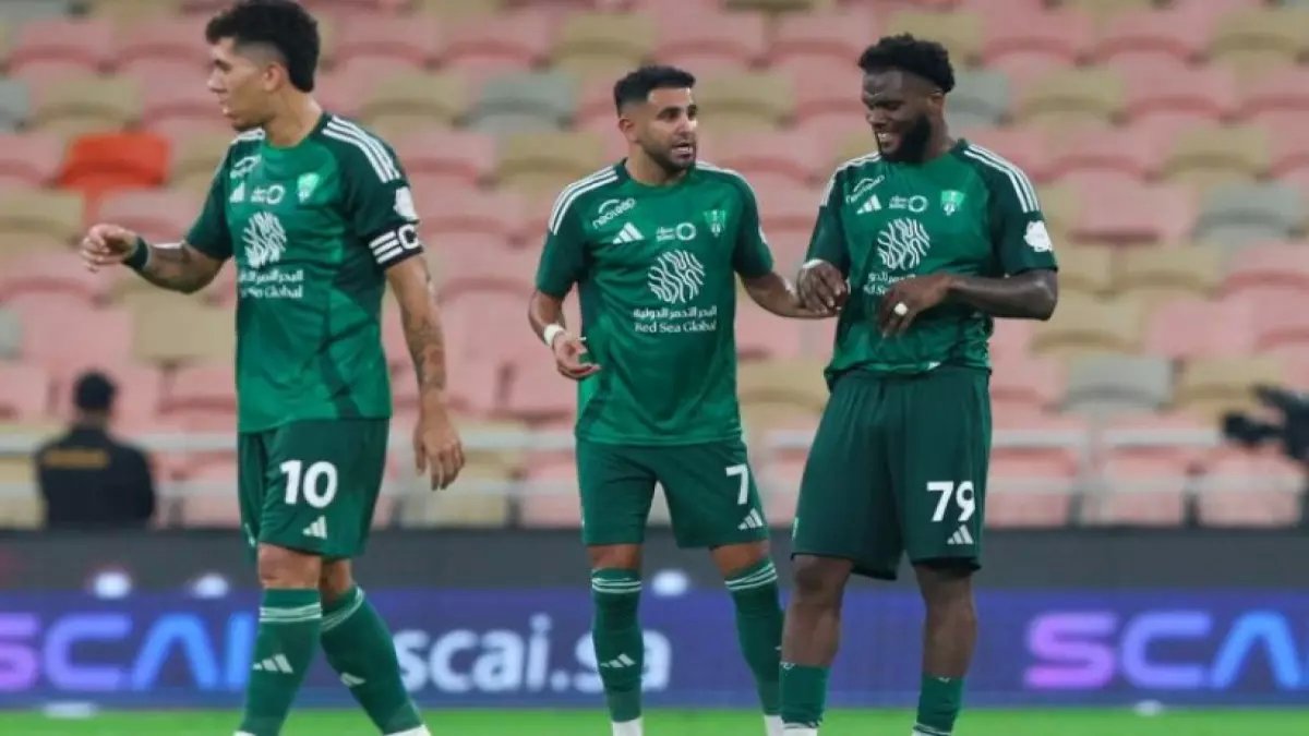 عاجل: نجوم الأهلي الأجانب يصلون أبها... محرز وآيفان توني يقودان هجوم ناري ضد ضمك!