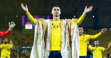 طرح ‏بشت كريستيانو رونالدو للبيع في السعودية مقابل مليون جنيه.. فيديو