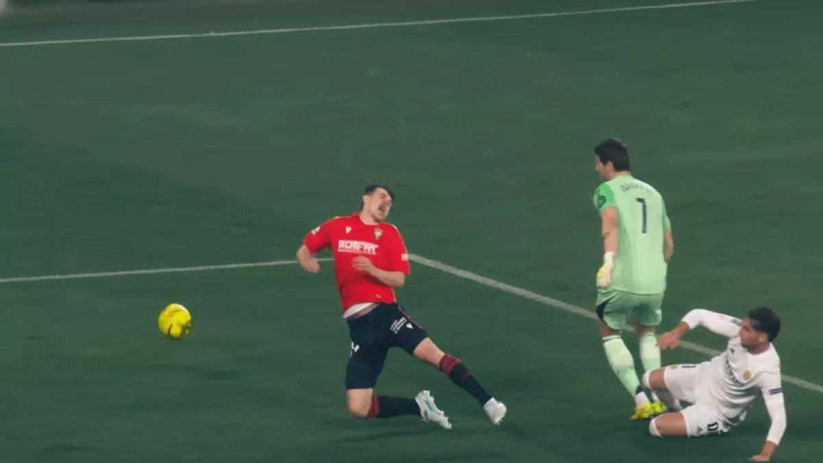 عرّيفي: تحليل مثير للجدل يكشف مفاجأة صادمة حول ركلة الجزاء بين أوساسونا وريال مدريد!