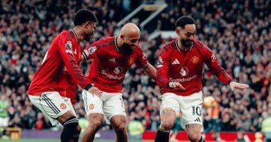 مانشستر يونايتد ضيفاً على إيفرتون للحفاظ على حلم دوري أبطال أوروبا