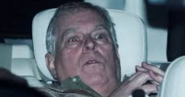 صورة اعتقال الأمير أندرو معروضة في متحف اللوفر.. ما القصة؟.. فيديو