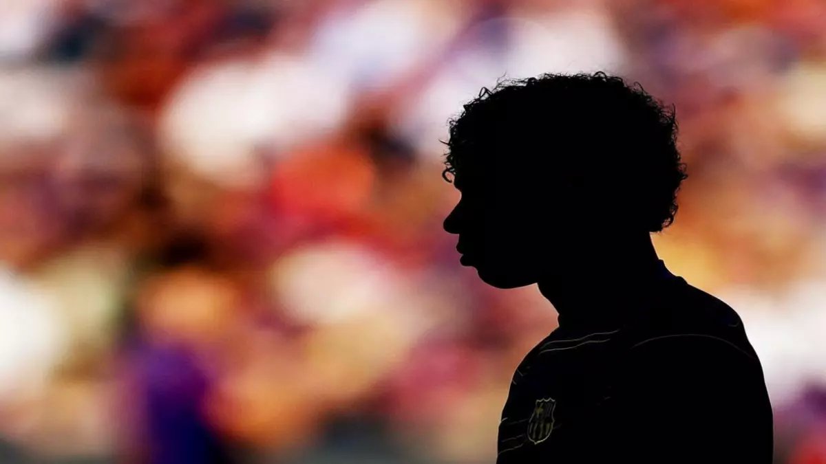 عاجل: فليك ينفجر غضباً على الصحافة ويكشف السر وراء "انفعال يامال"... ماذا يحدث داخل برشلونة؟