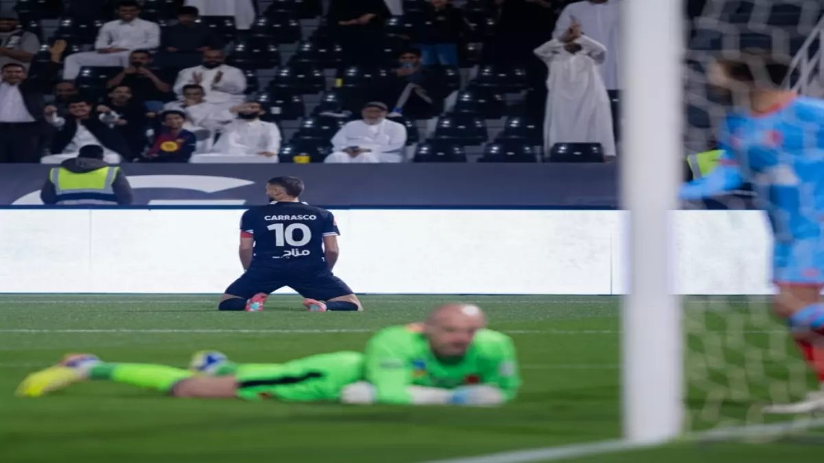 عاجل: الشباب يسحق الرياض بثلاثية تاريخية مع بن زكري… ثورة فنية تعيد تشكيل الفريق!