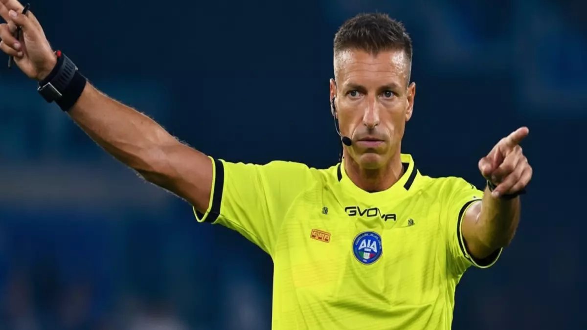 حصري: حكم نيوكاسل وكاراباخ الليلة يملك أرقام صادمة... 8 طرود و12 ركلة جزاء في 37 مباراة!