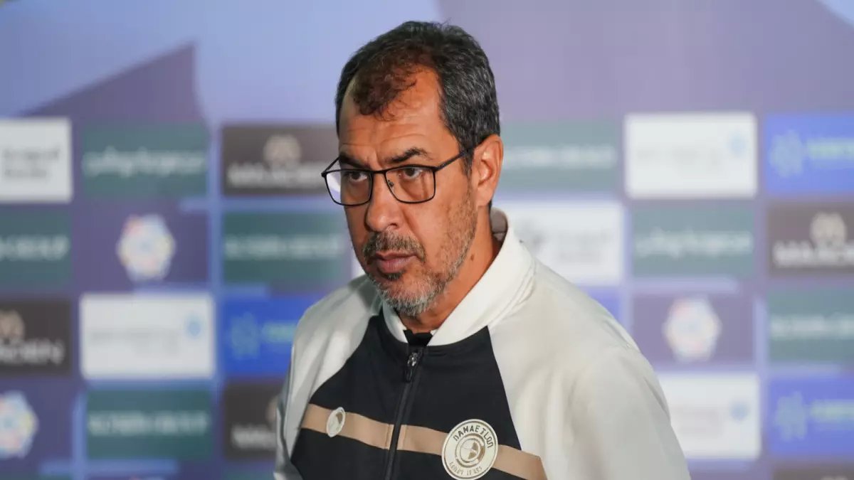 صادم: مدرب ضمك يهنئ لاعبيه رغم الهزيمة أمام الأهلي - "تفوقنا عليهم في فترات!"