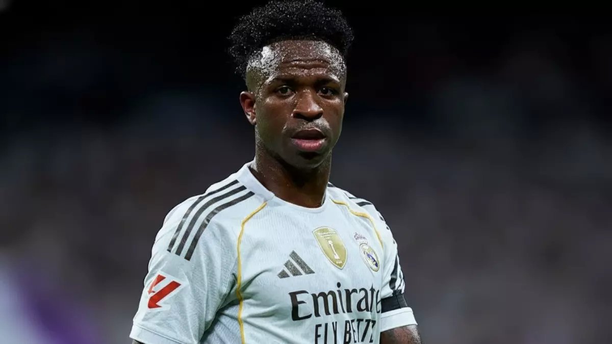 خضيرة يكشف السر وراء سلوك فينيسيوس المثير للجدل: "مثل كريستيانو في البداية لكن..."