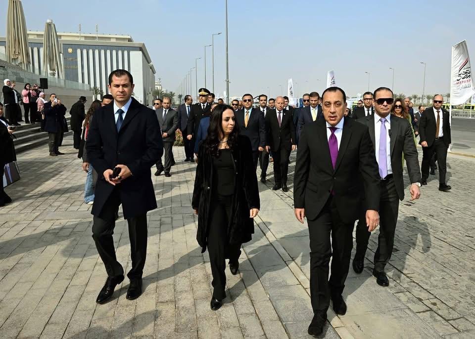 رئيس الوزراء يشهد إطلاق مبادرة أبواب الخير بحضور وزيرة التضامن الاجتماعي