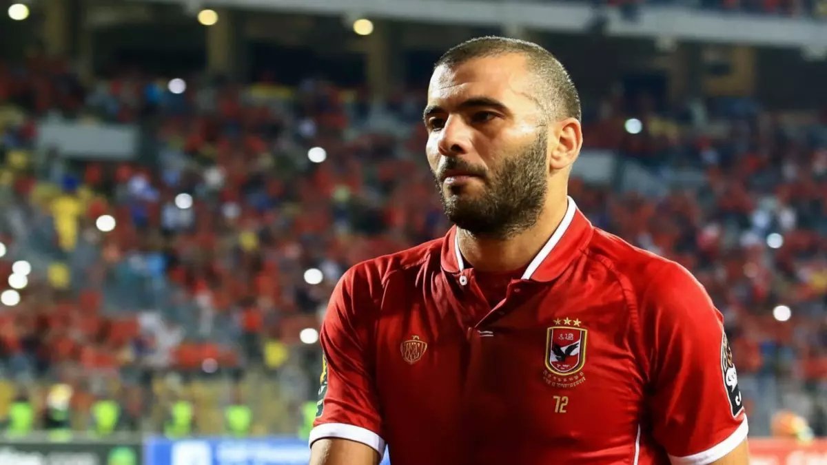 عاجل: عماد متعب يُفجر قنبلة مدوية ضد مدرب الأهلي... "كامويش لا يستحق!" ويطالب بإقالته فوراً!