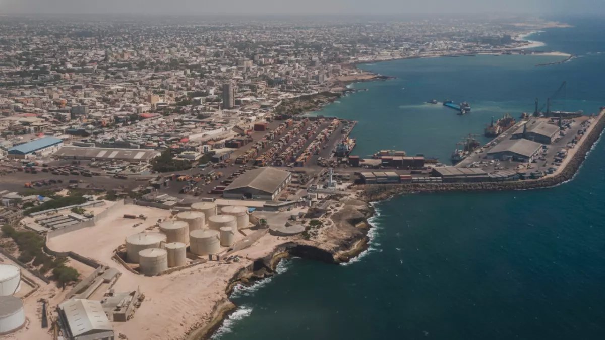 عاجل: السعودية تفتح الممرات البحرية مع الصومال... خطة استراتيجية تغير خريطة التجارة الإقليمية!