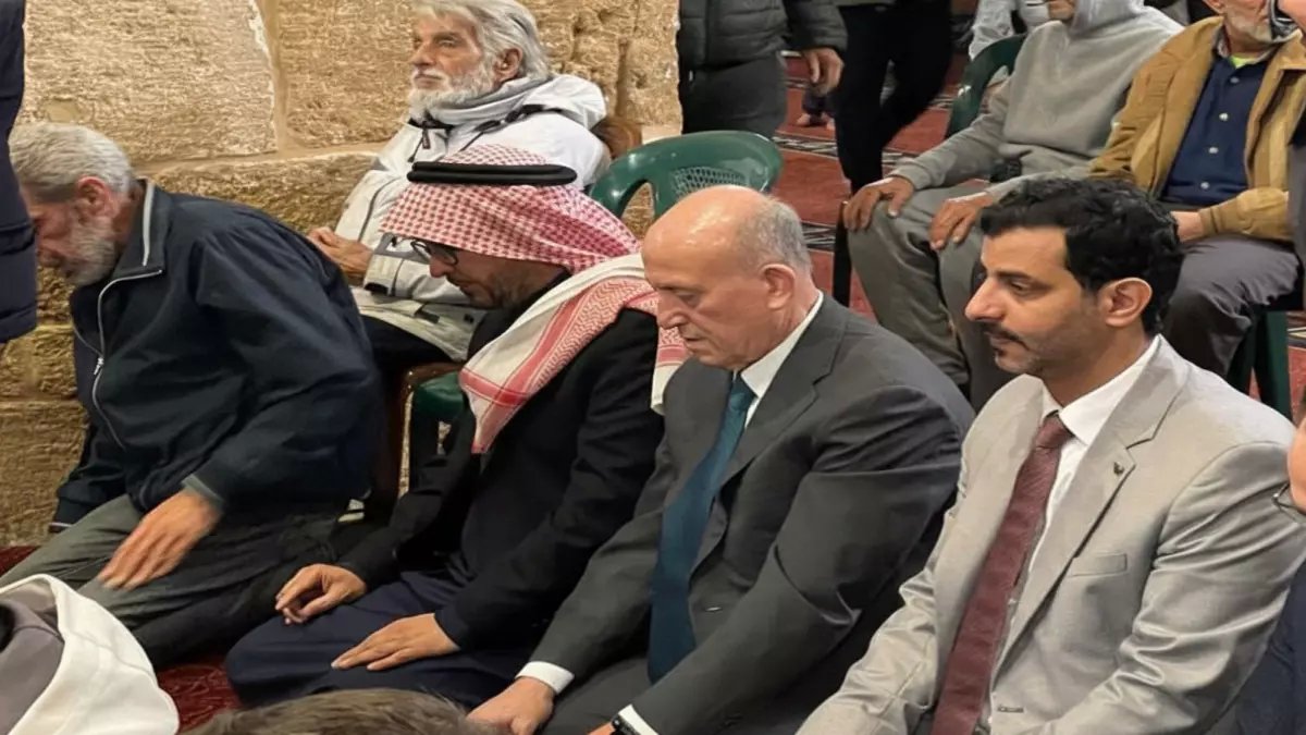 صادم: رونالدو يظهر ببشت سعودي بـ80 ألف ريال... الجماهير في حالة انبهار تام!