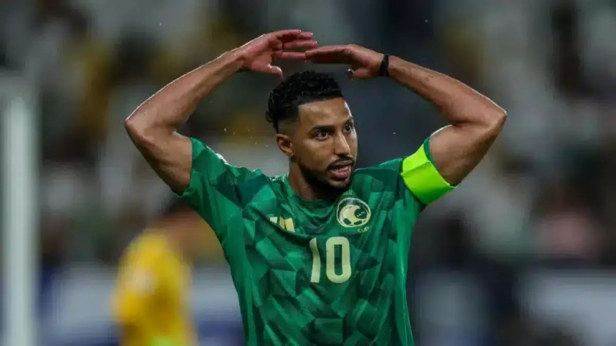 غضب عارم في السعودية بعد صدور قرار الفيفا بإقصاء "سالم الدوسري" نهائياً! (صورة)